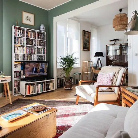 T2 Face A La Gare - 1er Etage - Calme Appartement