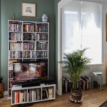 T2 Face A La Gare - 1er Etage - Calme Appartement