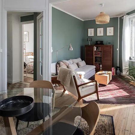 T2 Face A La Gare - 1er Etage - Calme Appartement